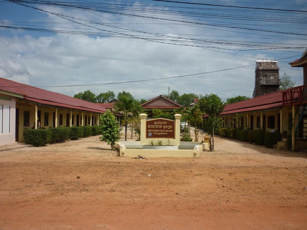 Mien Mien Otres Hotel Sihanoukville Exterior photo