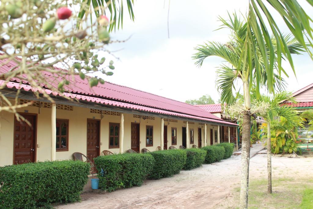 Mien Mien Otres Hotel Sihanoukville Exterior photo